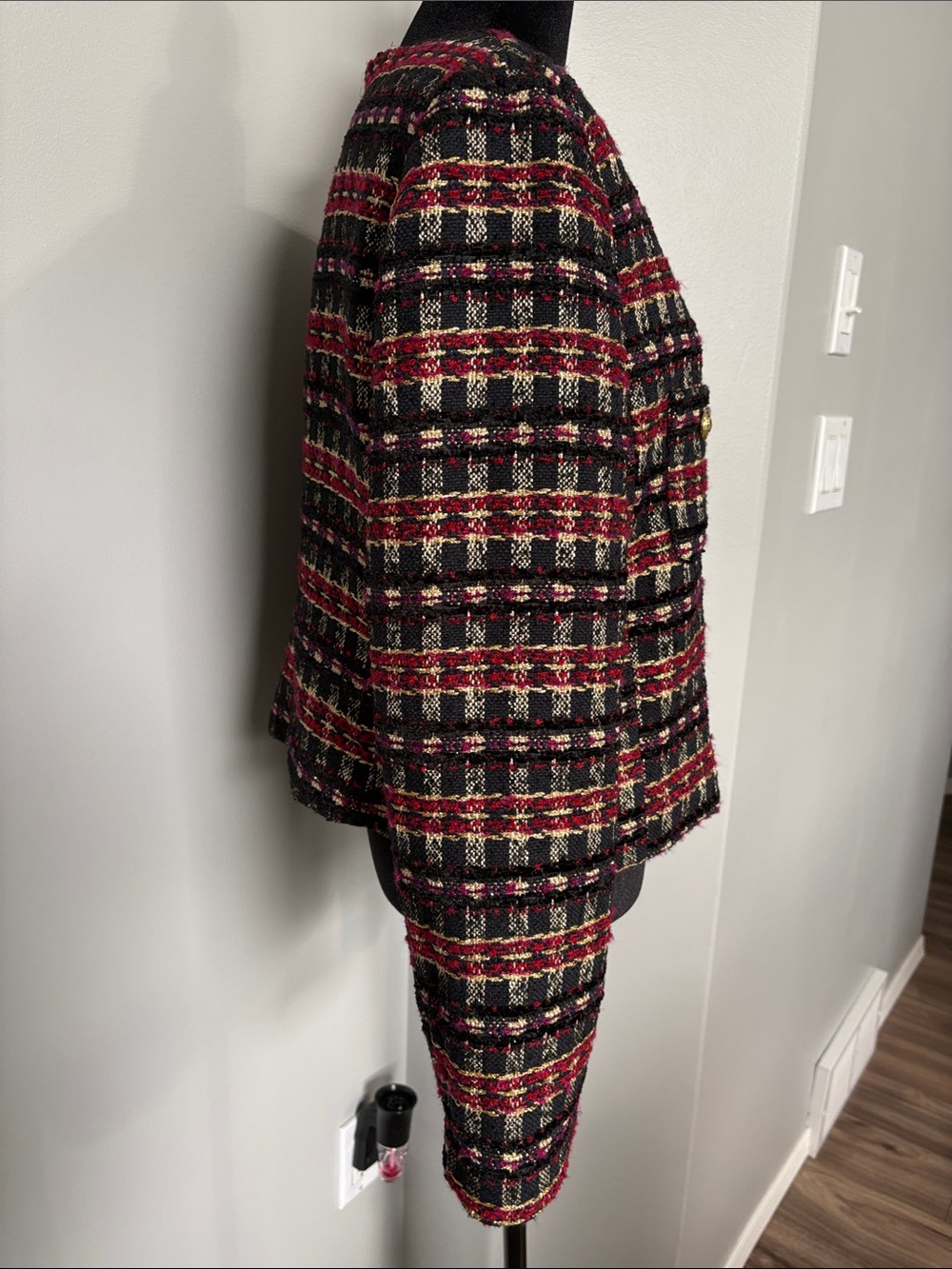 House of Harlow 1960 Black, Red & Cream Tweed Button-Front Blazer - Picture 6 of 6